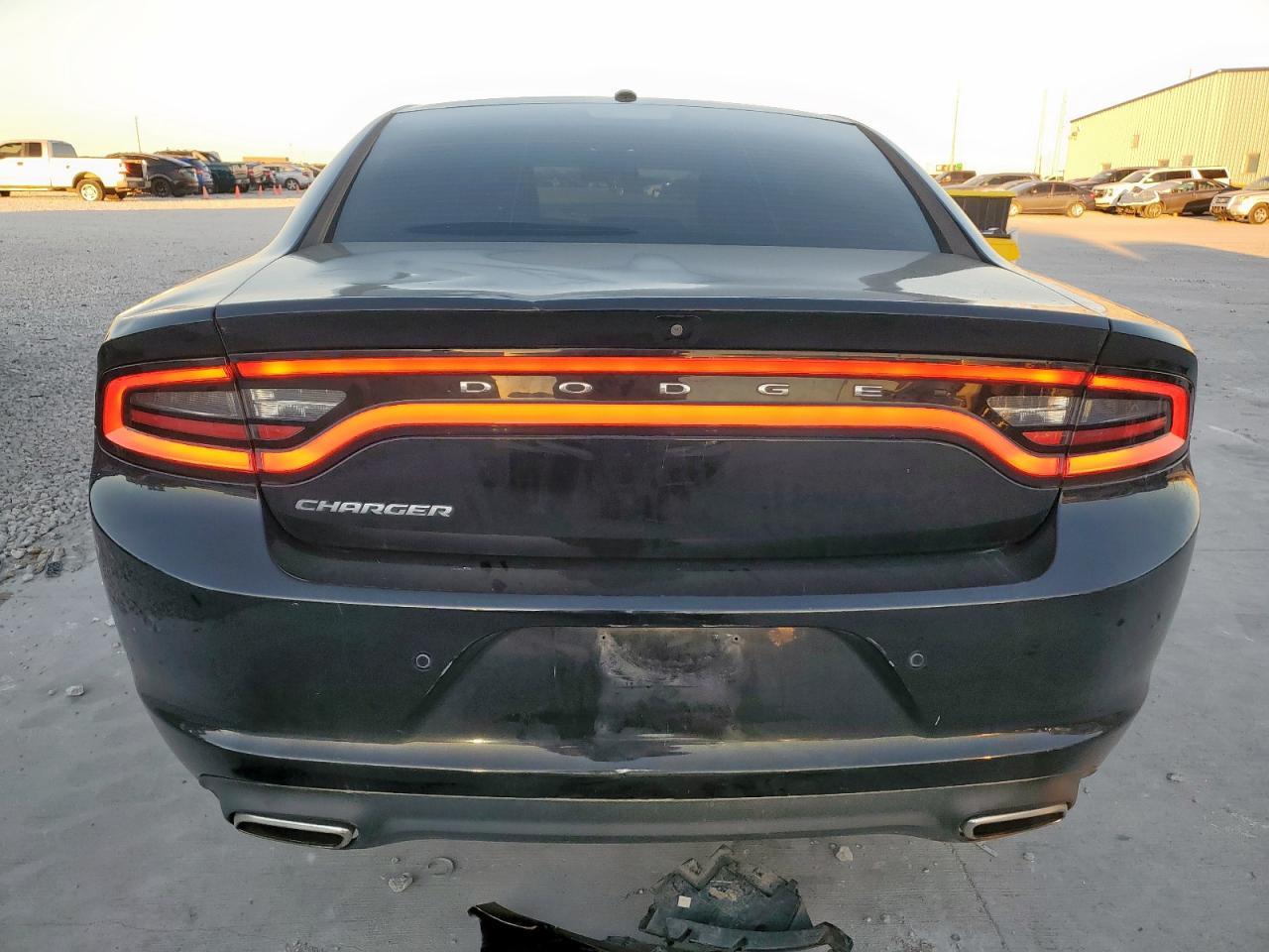 2021 Dodge Charger Sxt - zdjęcie 6