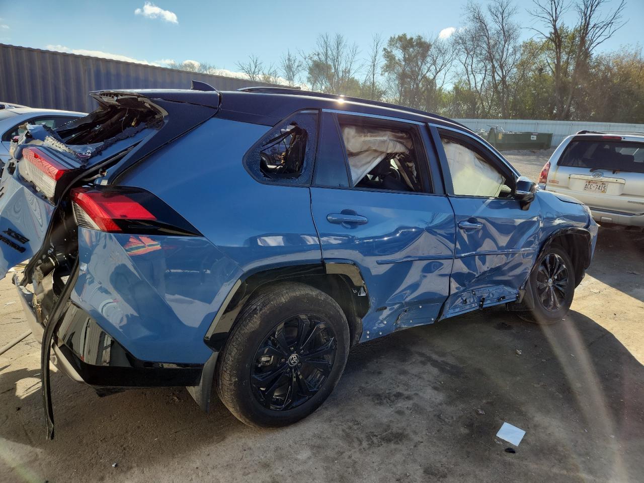 2024 Toyota Rav4 Xse - zdjęcie 3