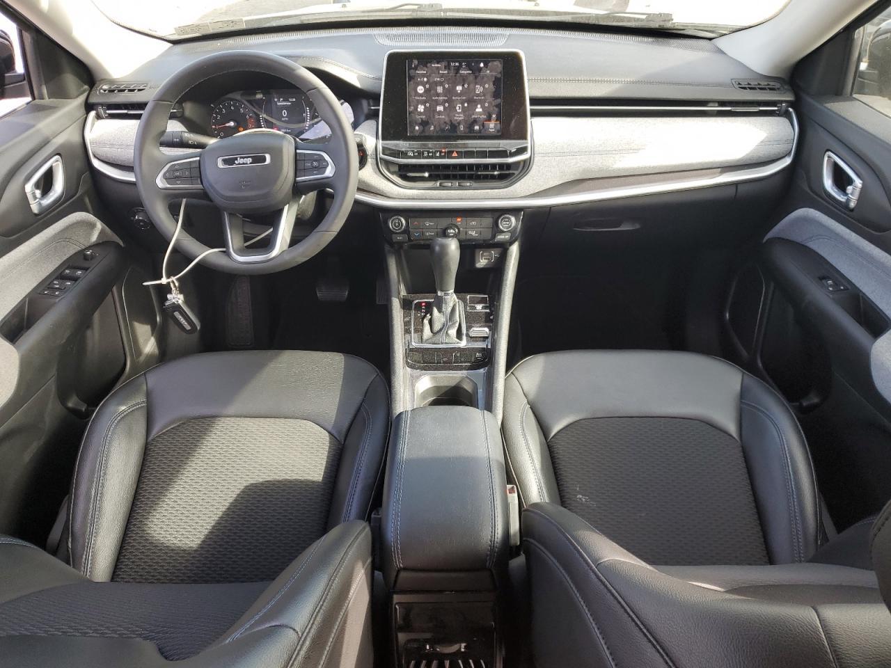 2022 Jeep Compass - zdjęcie 8