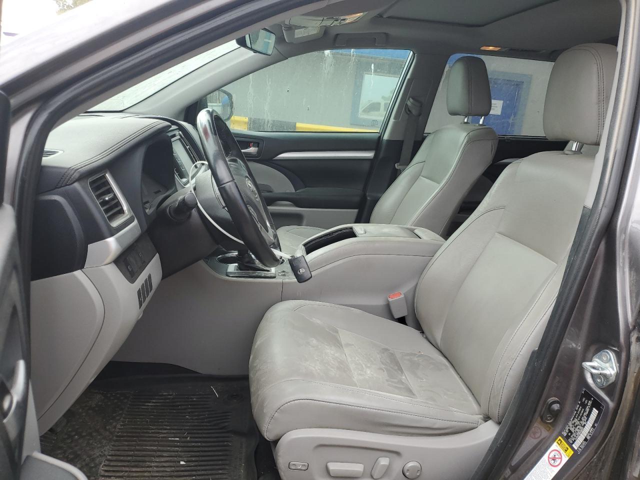 2019 Toyota Highlander Hybrid - zdjęcie 7