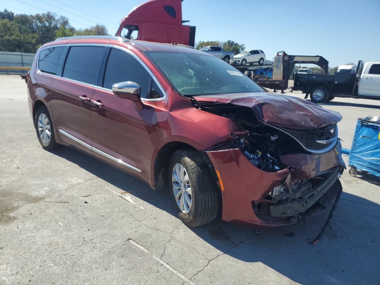 2017 Chrysler Pacifica - zdjęcie 4