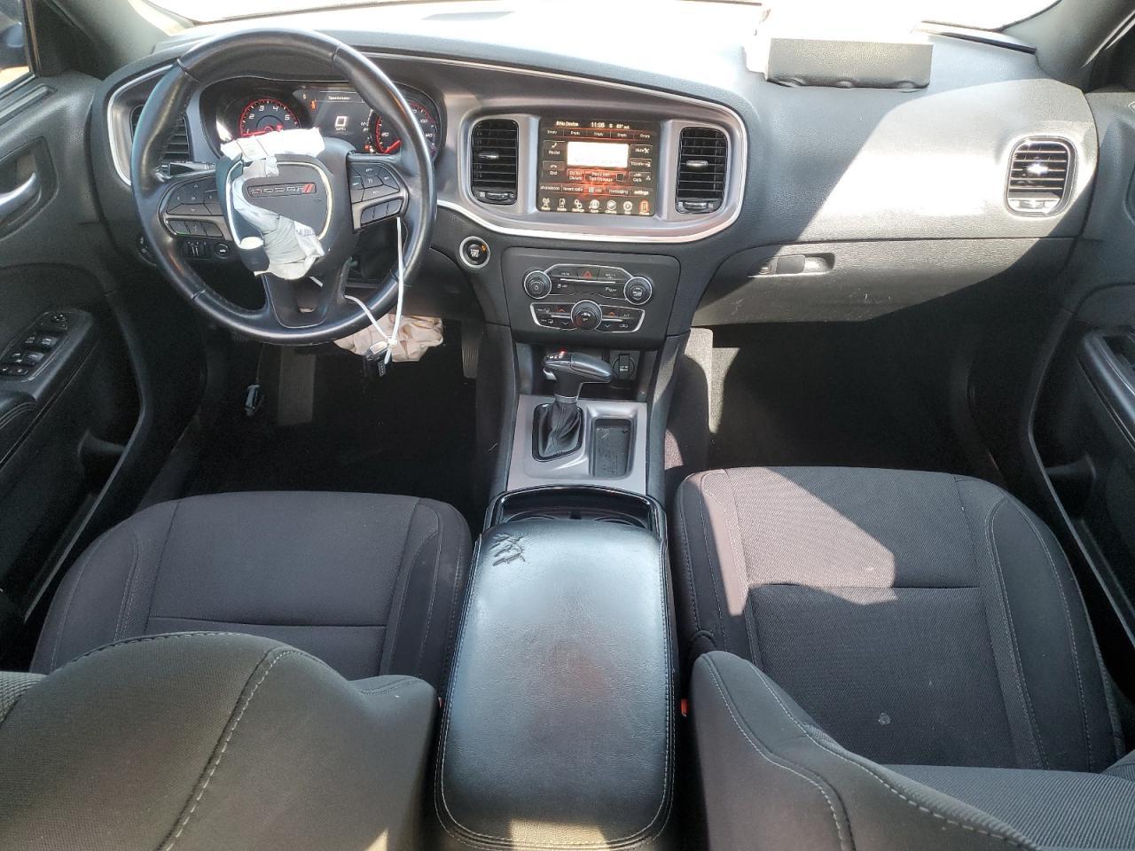 2019 Dodge Charger - zdjęcie 8