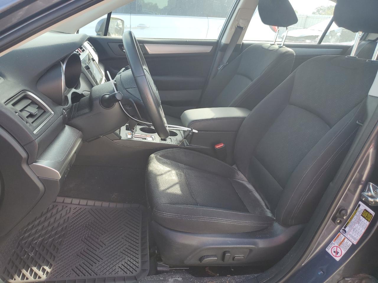 2017 Subaru Legacy - zdjęcie 7