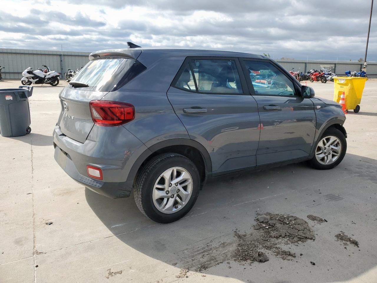 2021 Hyundai Venue - zdjęcie 3