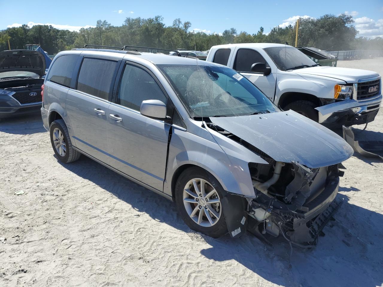 2019 Dodge Grand Caravan Sxt - zdjęcie 4