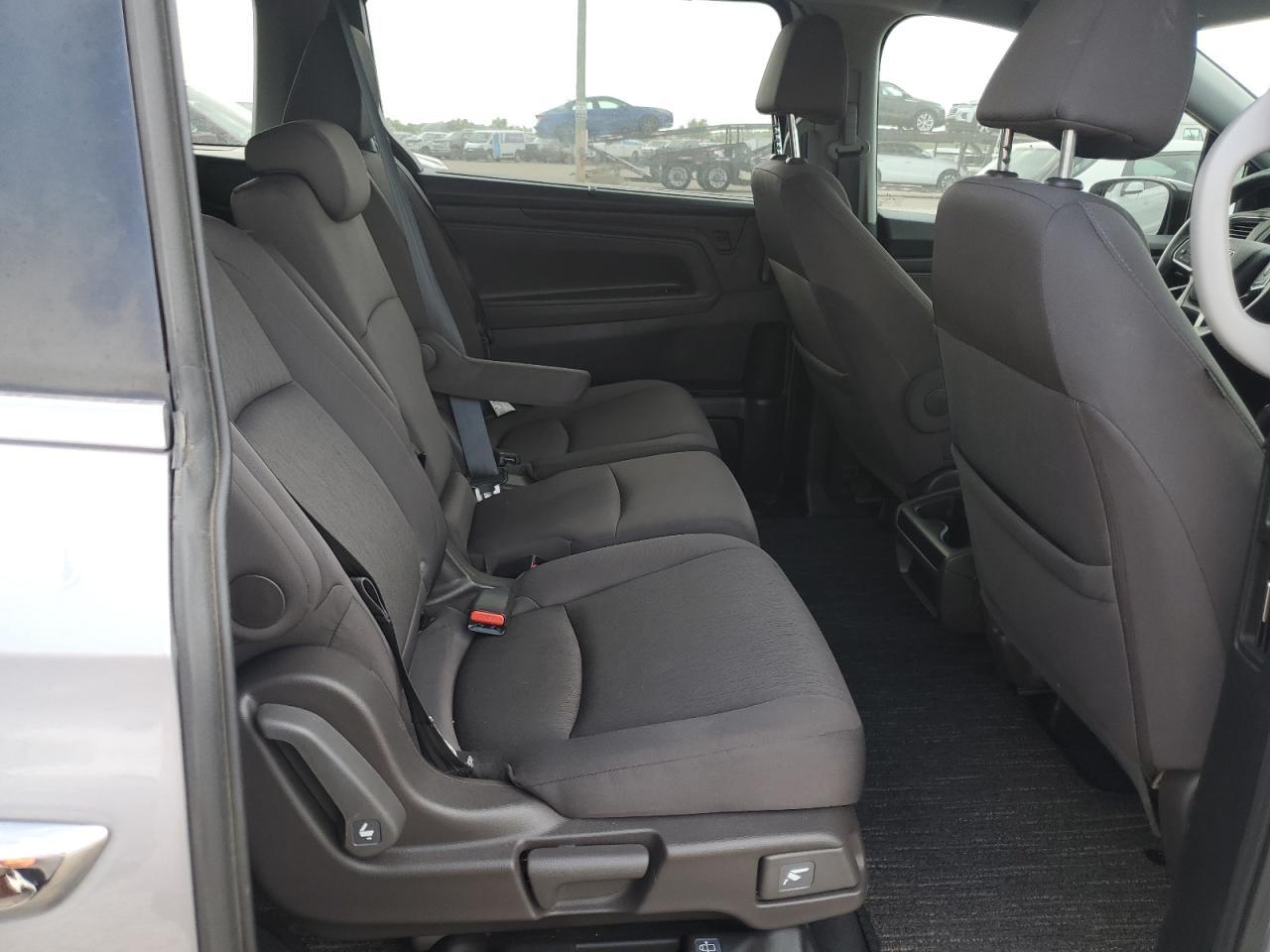 2022 Honda Odyssey - zdjęcie 11