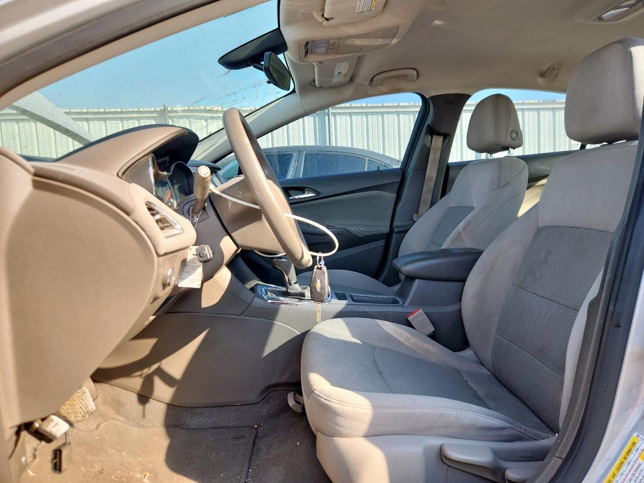 2017 Chevrolet Cruze Ls - zdjęcie 7