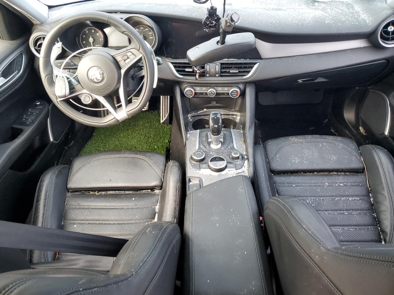 2019 Alfa Romeo Giulia Ti - zdjęcie 8