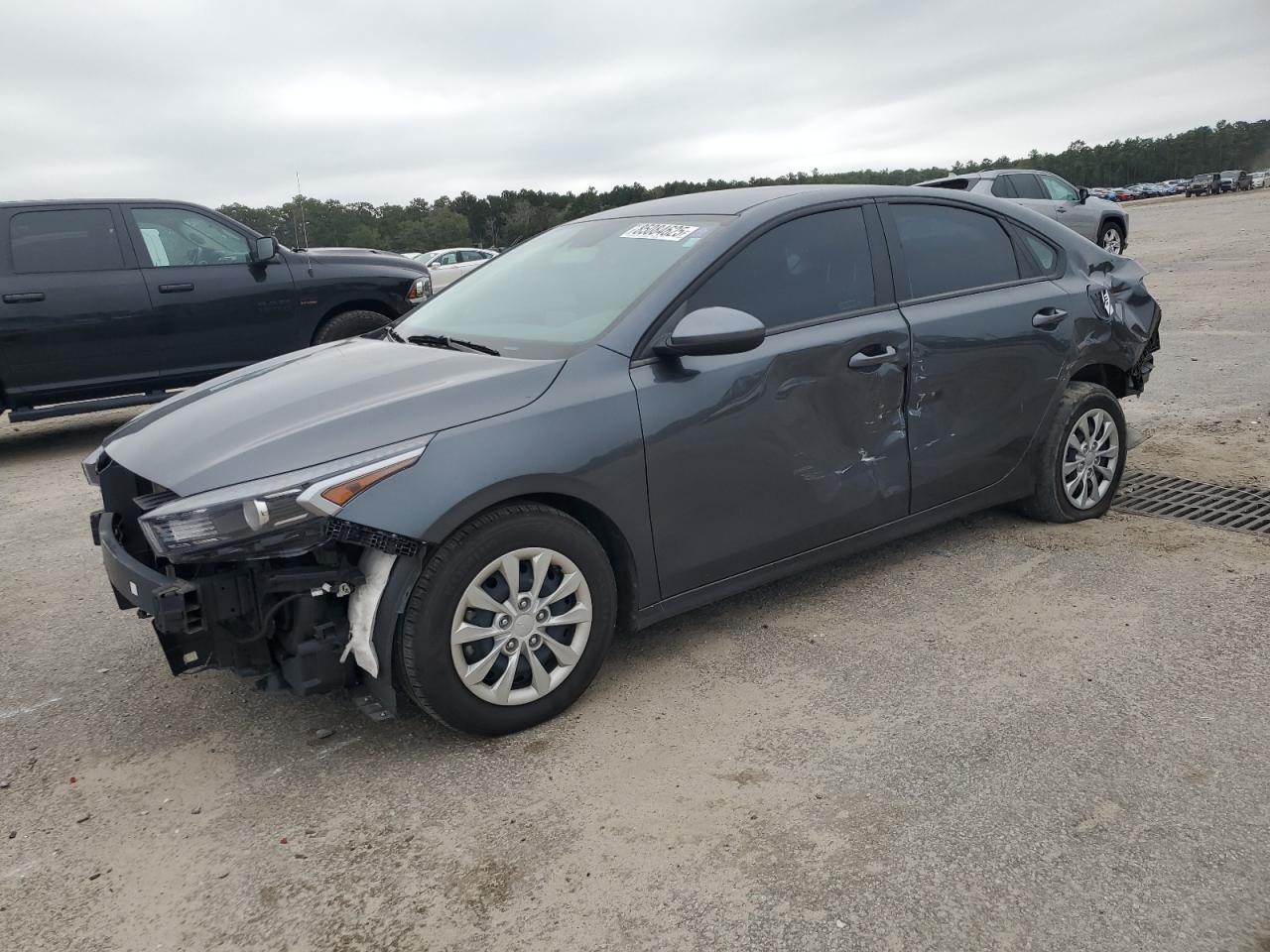 2023 Kia Forte Lx - zdjęcie główne