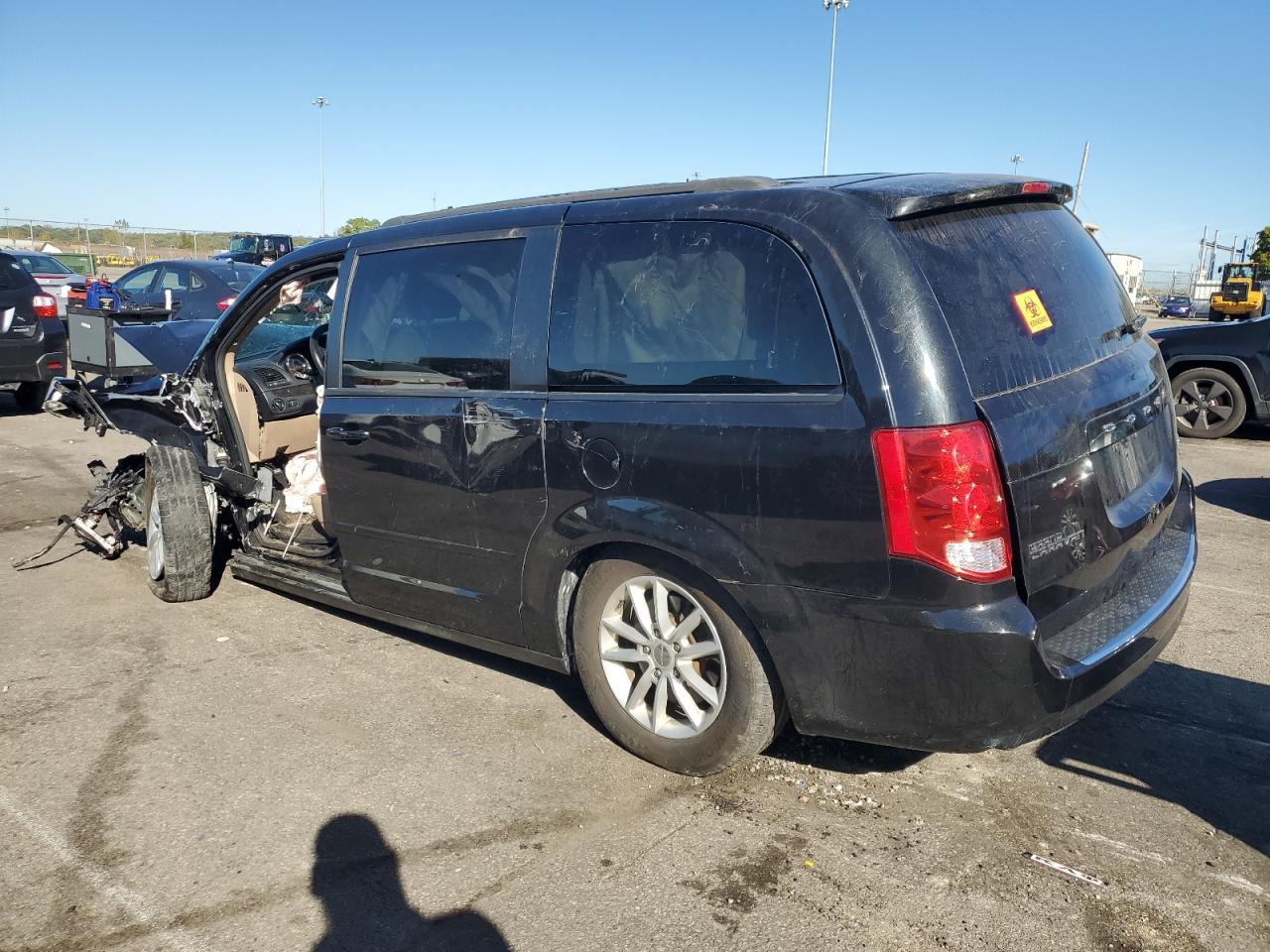 2015 Dodge Caravan - zdjęcie 2