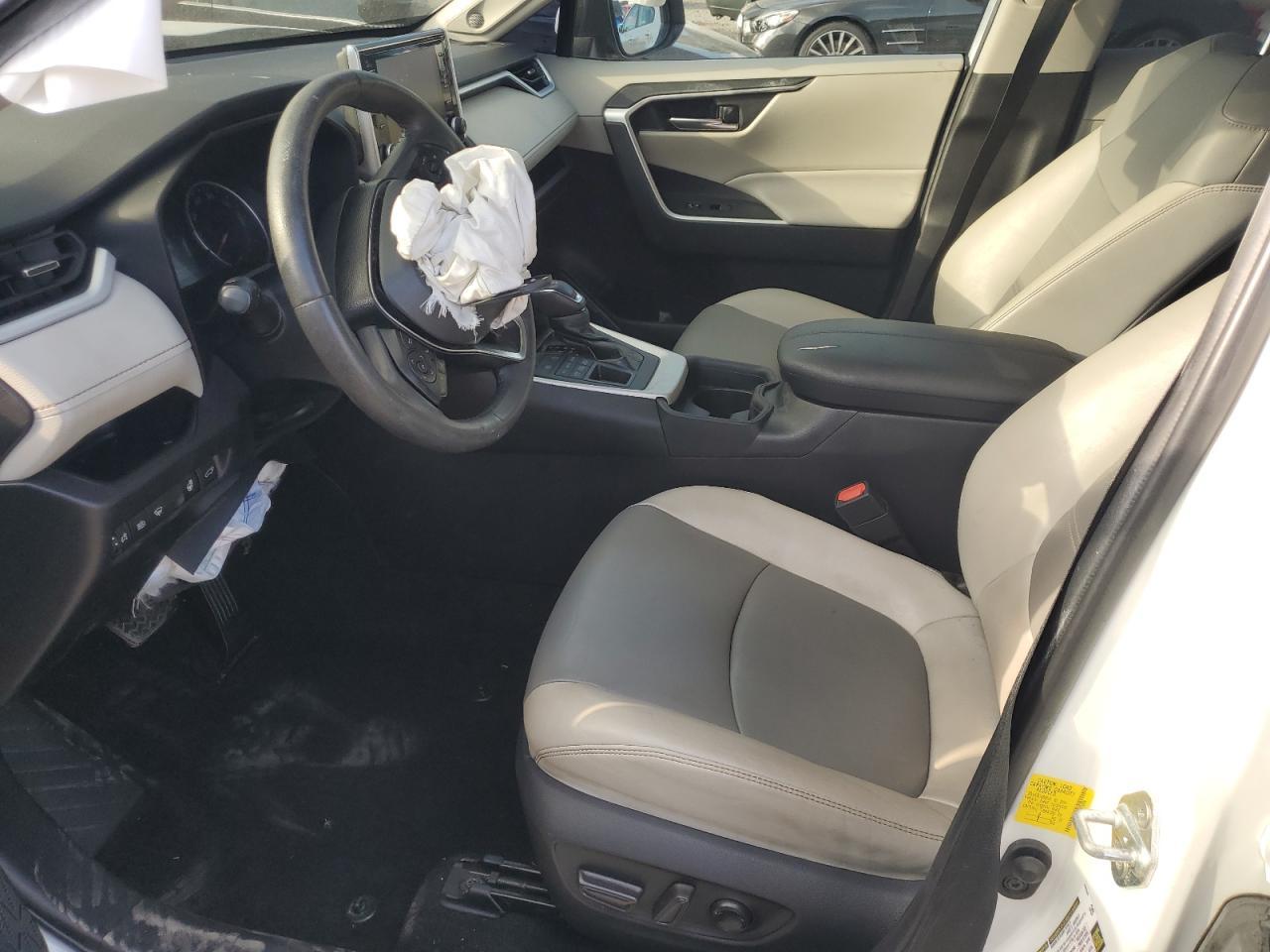 2020 Toyota Rav4 Xle Premium - zdjęcie 7