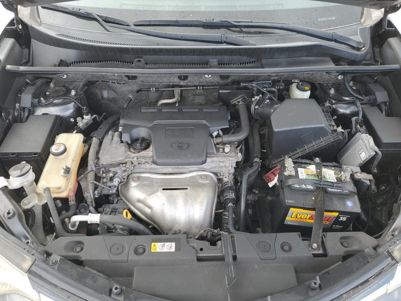 2018 Toyota RAV 4 - zdjęcie 12