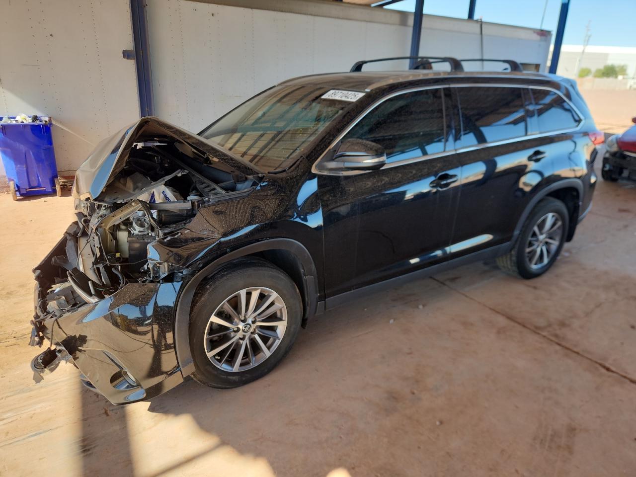 2019 Toyota Highlander - zdjęcie główne