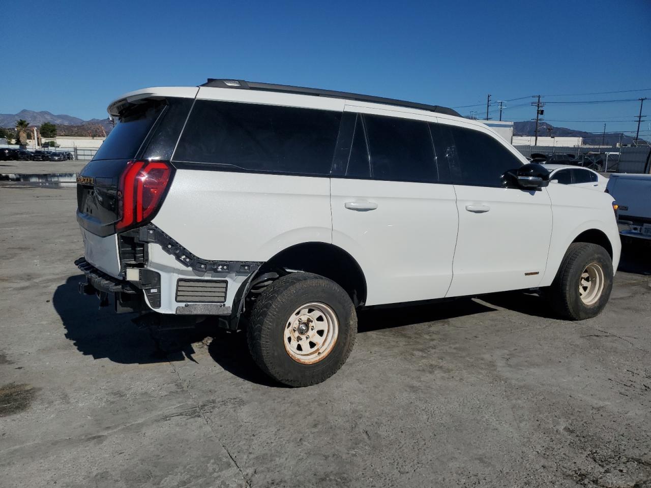 2025 Ford Expedition Tremor - zdjęcie 3