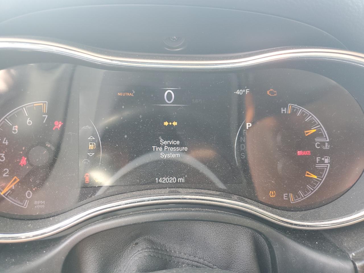 2014 Jeep Grand Cherokee Limited - zdjęcie 9