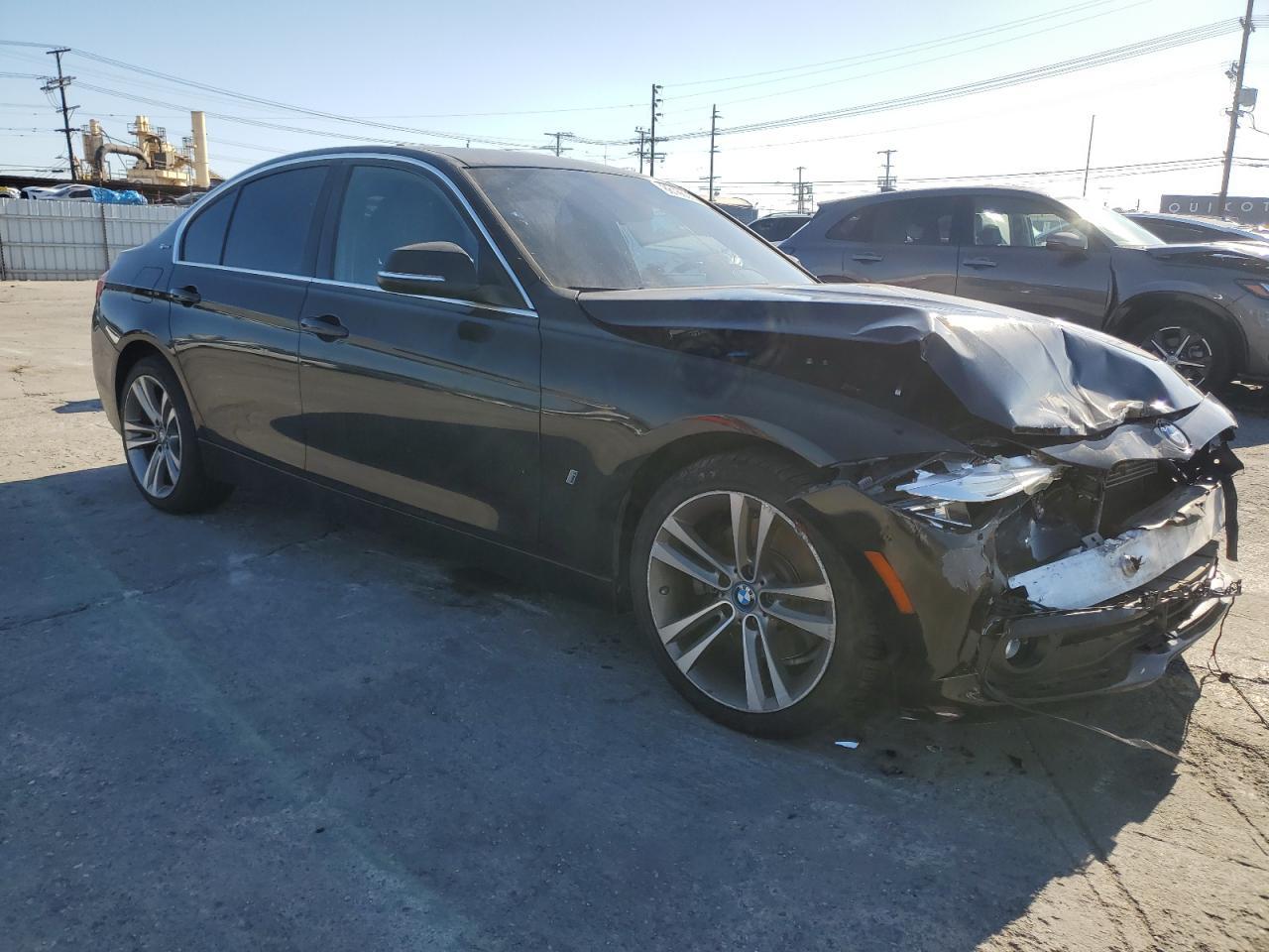 BMW Seria 3 - zdjęcie 4