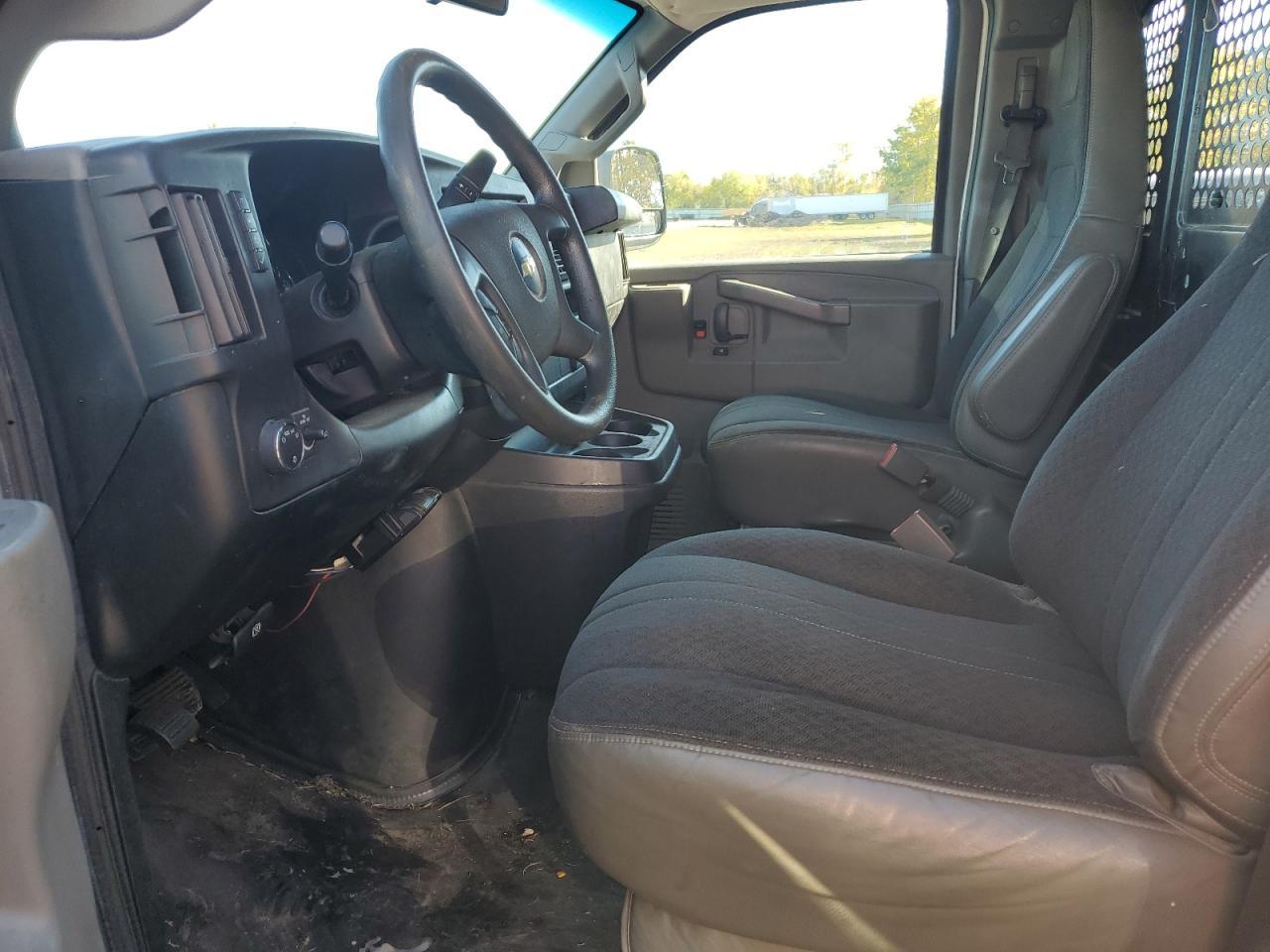 2018 Chevrolet Express G2500 - zdjęcie 7