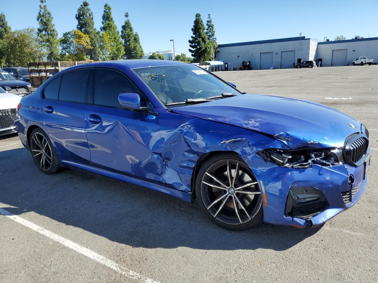 2020 BMW Seria 3 - zdjęcie 4