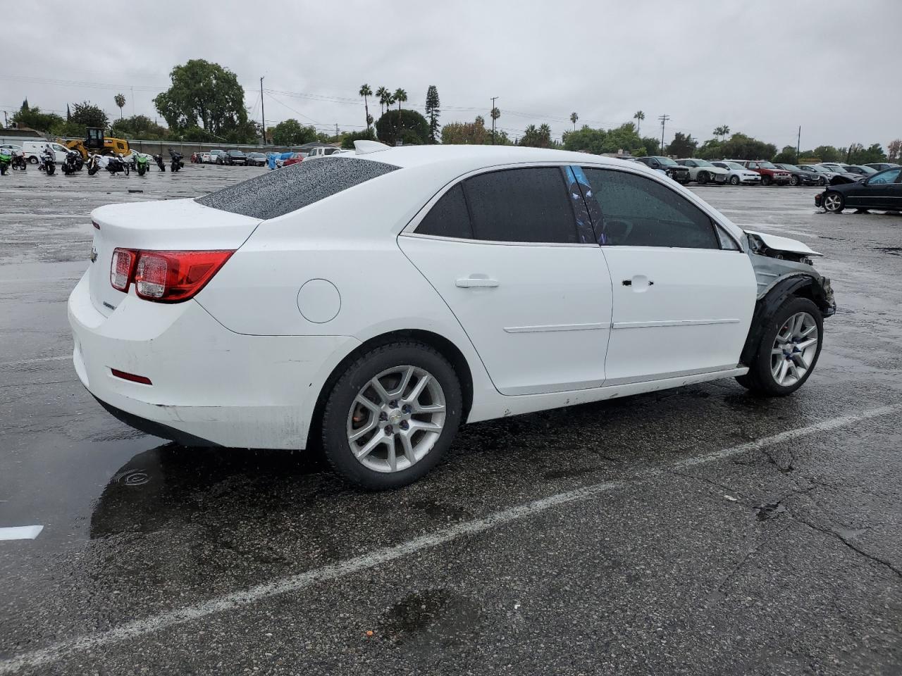 2015 Chevrolet Malibu - zdjęcie 3