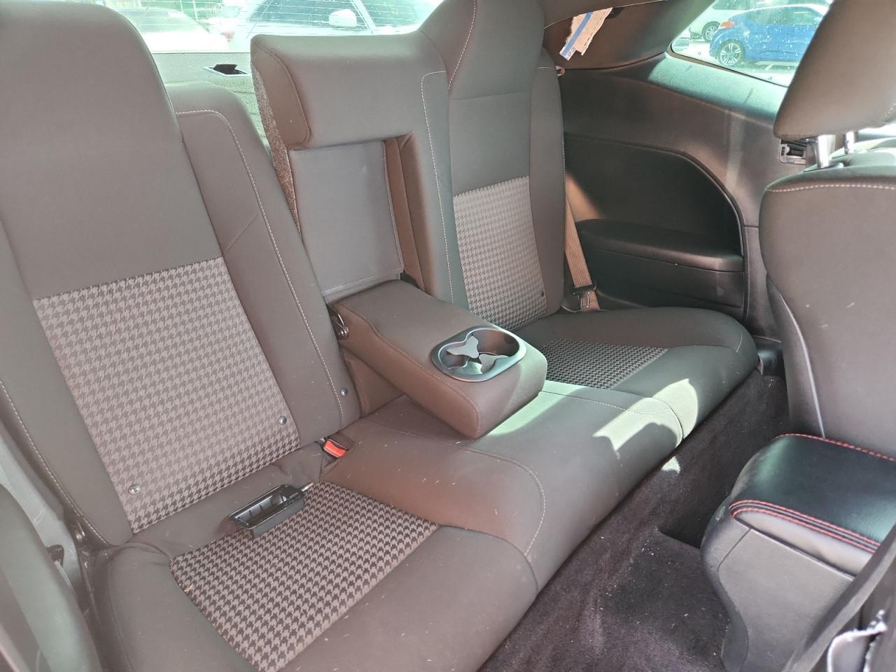 2018 Dodge Challenger R/T - zdjęcie 10