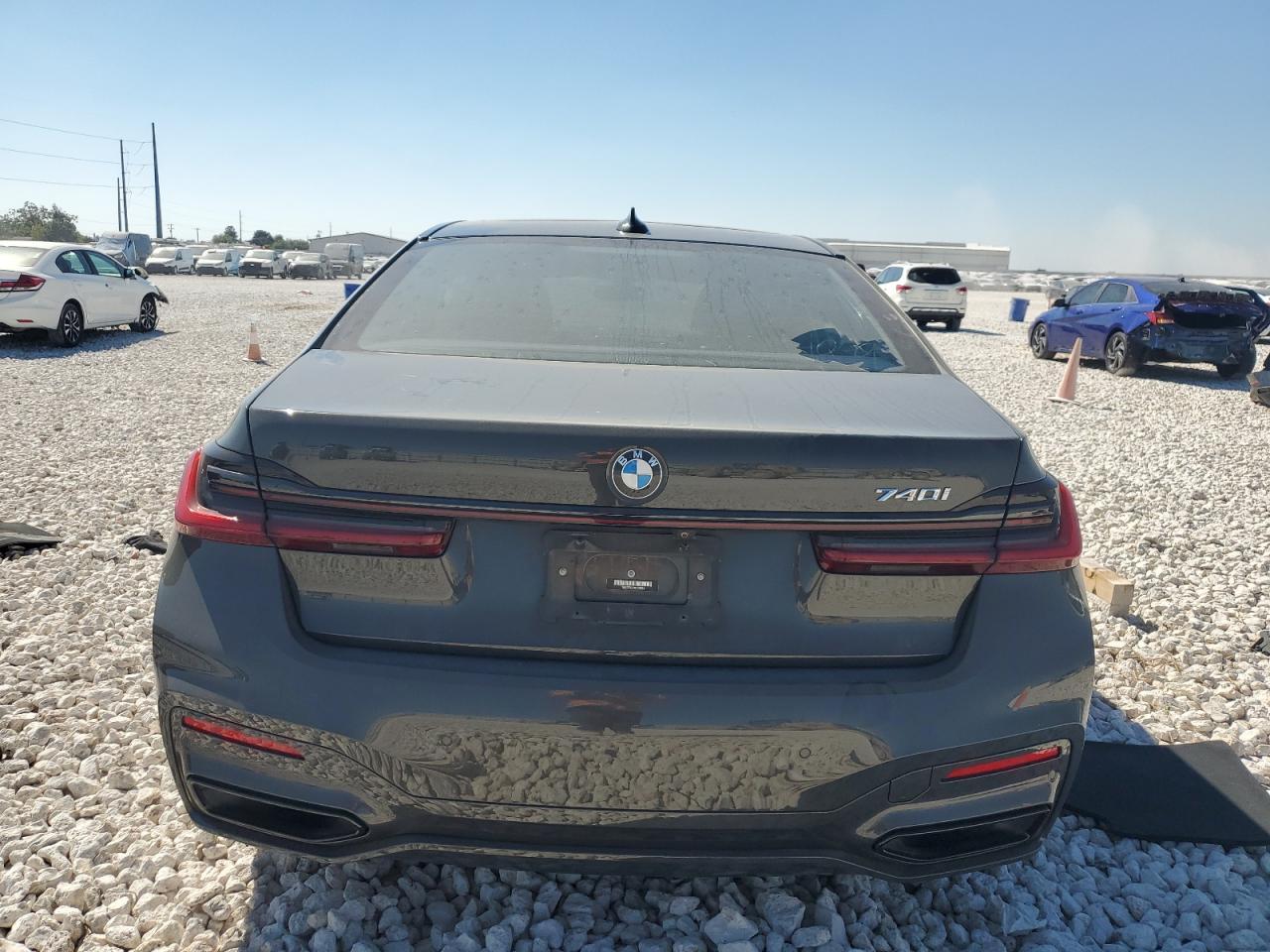2022 BMW 740 I - zdjęcie 6