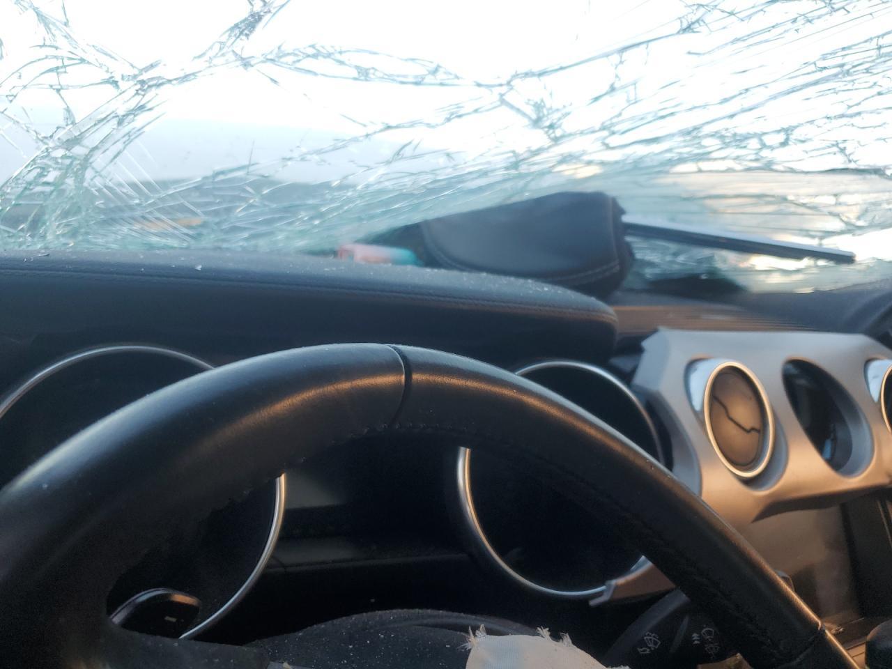 2021 Ford Mustang - zdjęcie 9