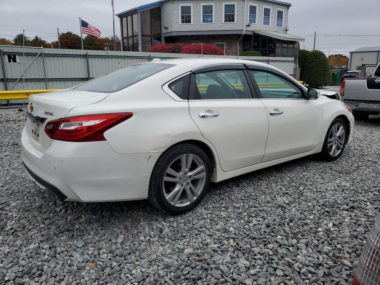 2017 Nissan Altima 3.5Sl - zdjęcie 3