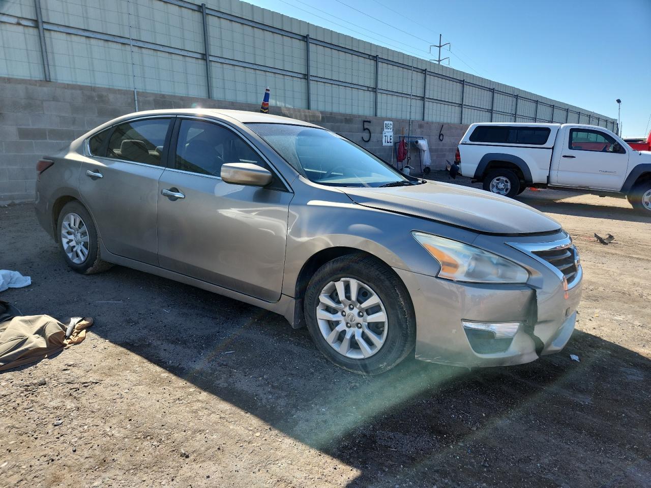 2014 Nissan Altima 2.5 - zdjęcie 4