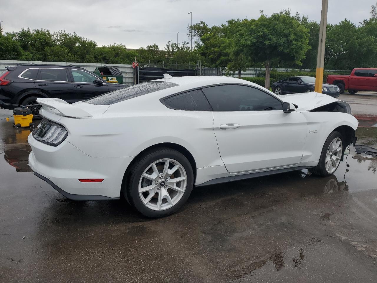 2022 Ford Mustang Gt - zdjęcie 3
