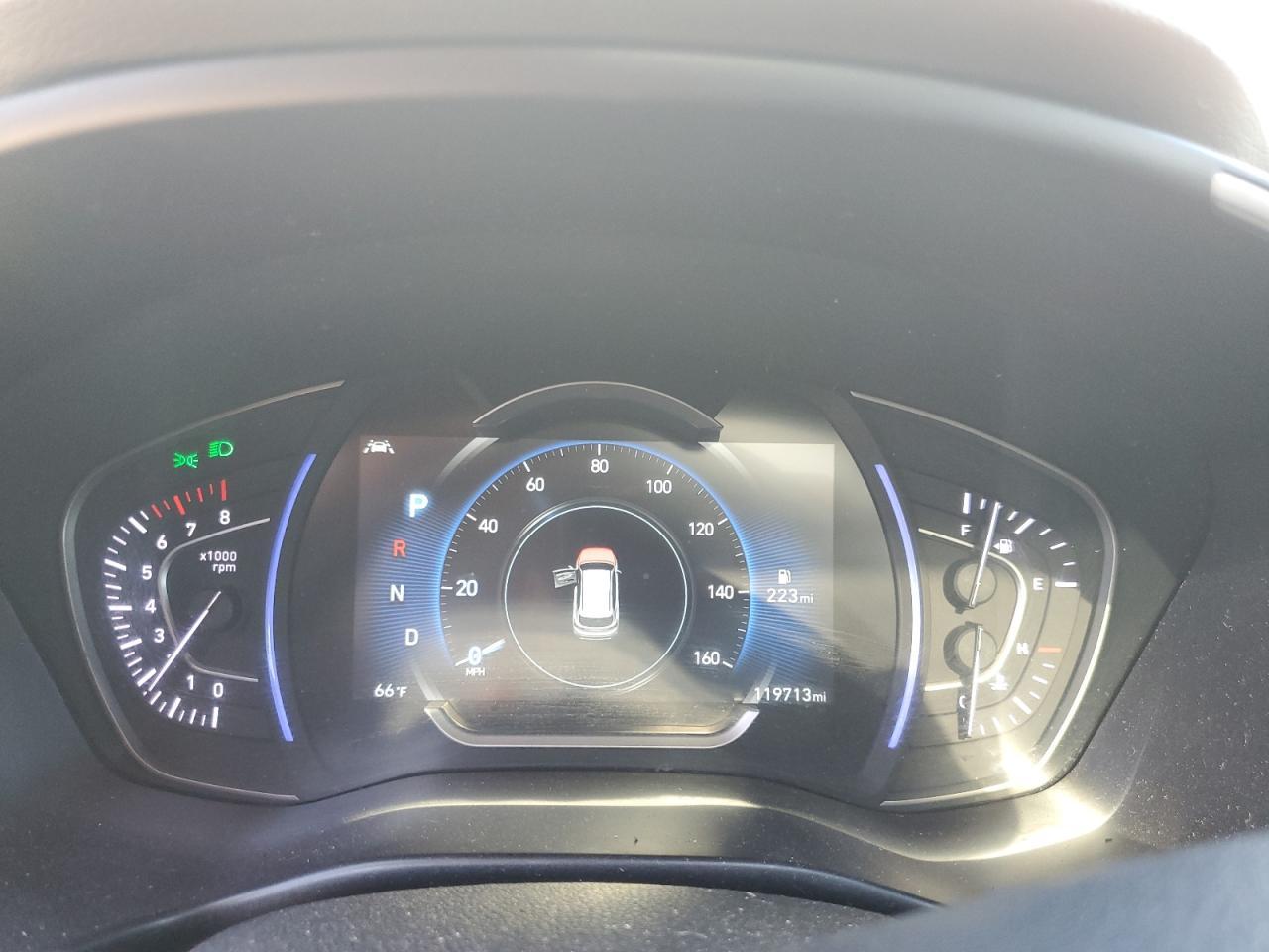 2019 Hyundai Santa Fe - zdjęcie 9