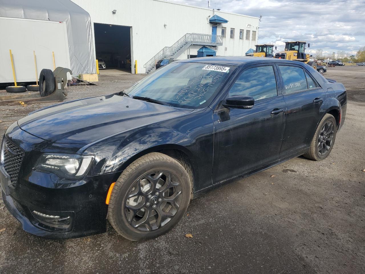 2023 Chrysler 300 S - zdjęcie główne