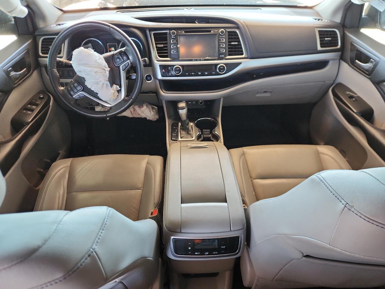 2019 Toyota Highlander - zdjęcie 8