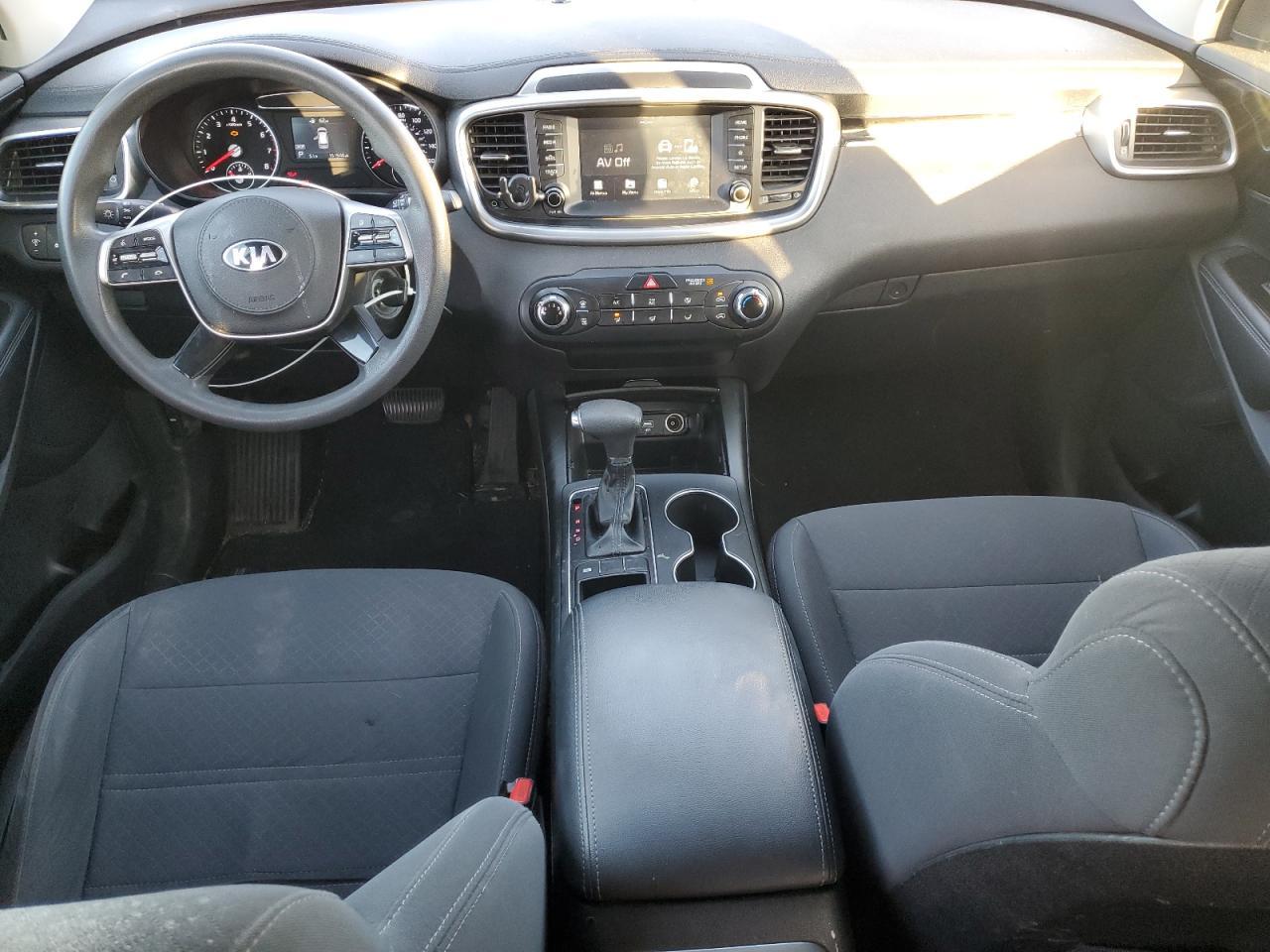 2019 Kia Sorento L - zdjęcie 8