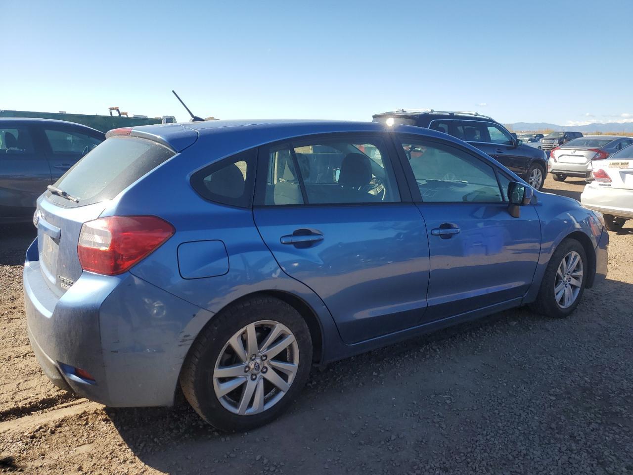 2015 Subaru Impreza Premium - zdjęcie 3