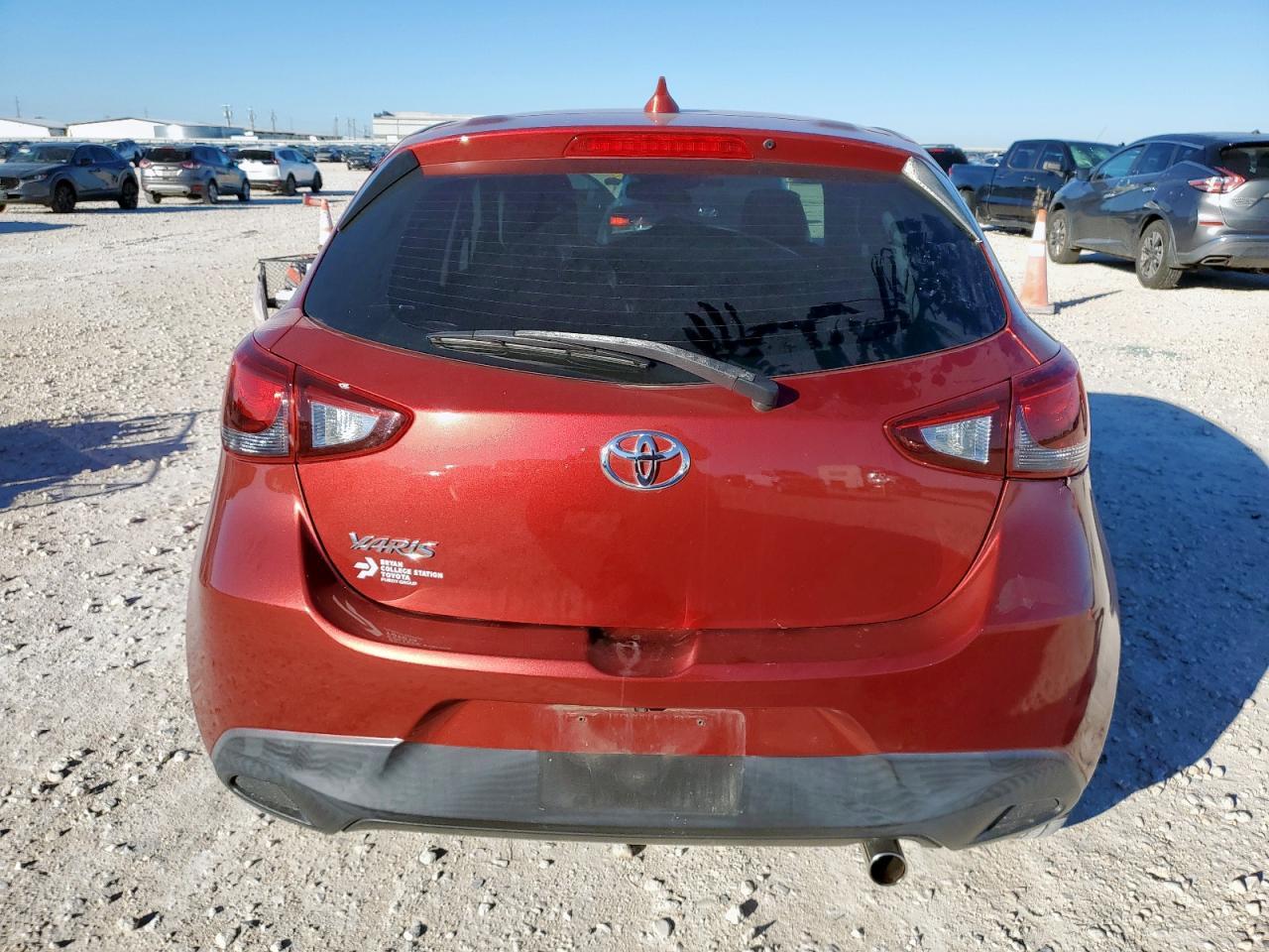 2020 Toyota Yaris - zdjęcie 6