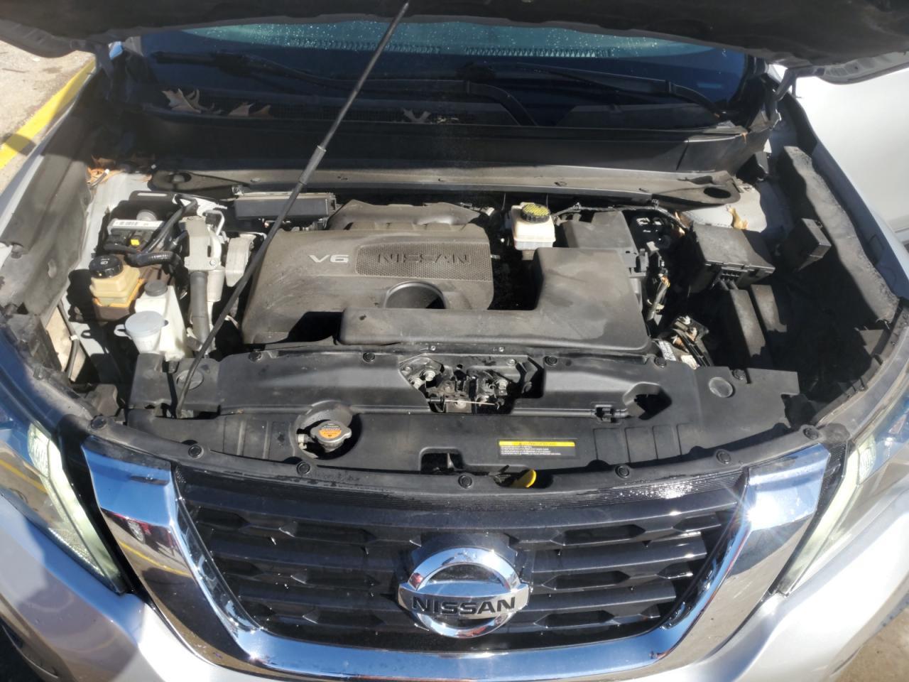 2018 Nissan Pathfinder Sv - zdjęcie 12