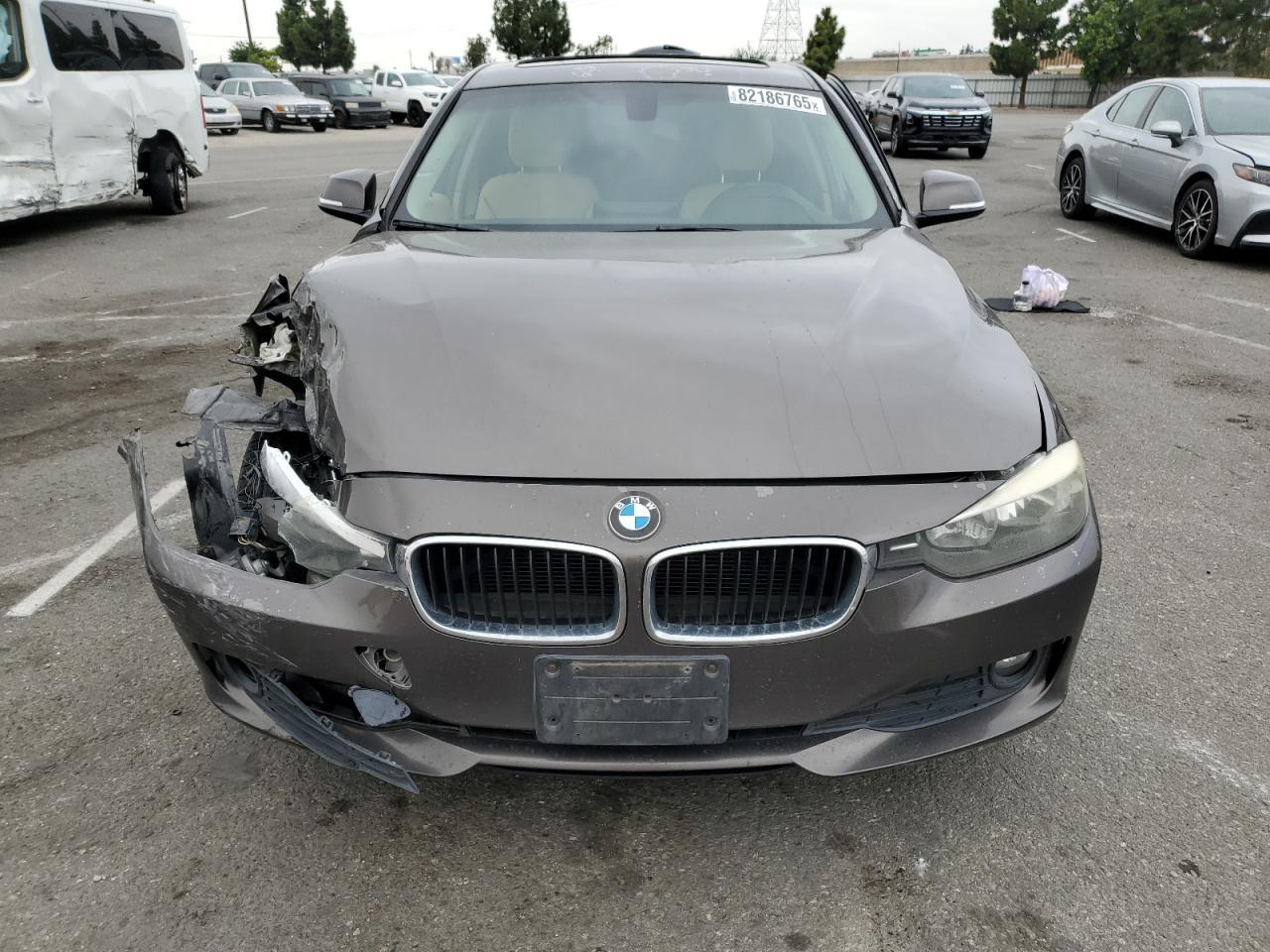 2014 BMW Seria 3 320i - zdjęcie 5