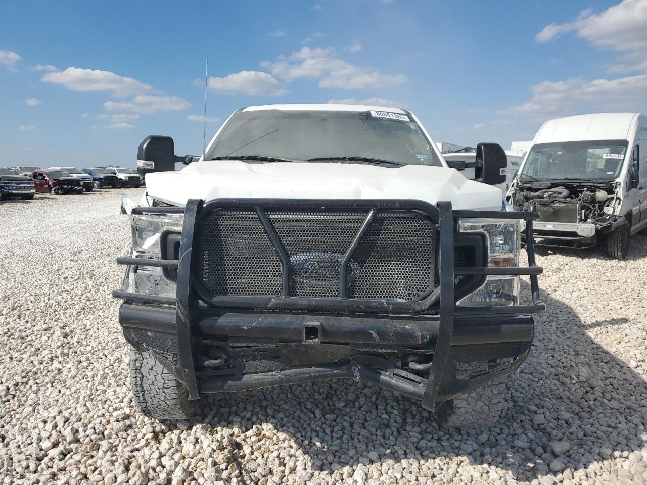 2022 Ford F250 - zdjęcie 5