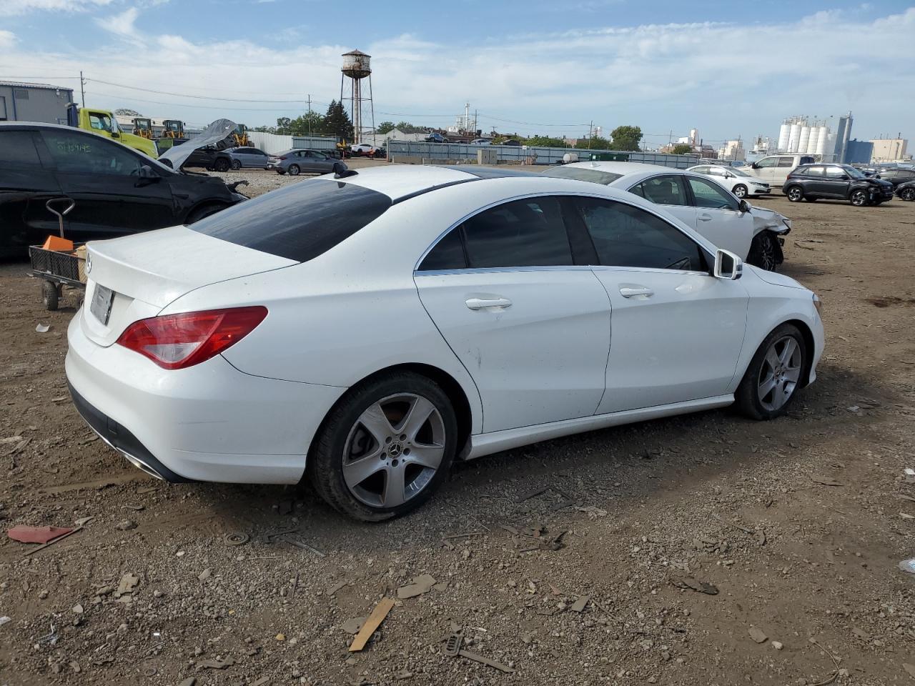 2019 Mercedes-Benz Cla 250 - zdjęcie 3