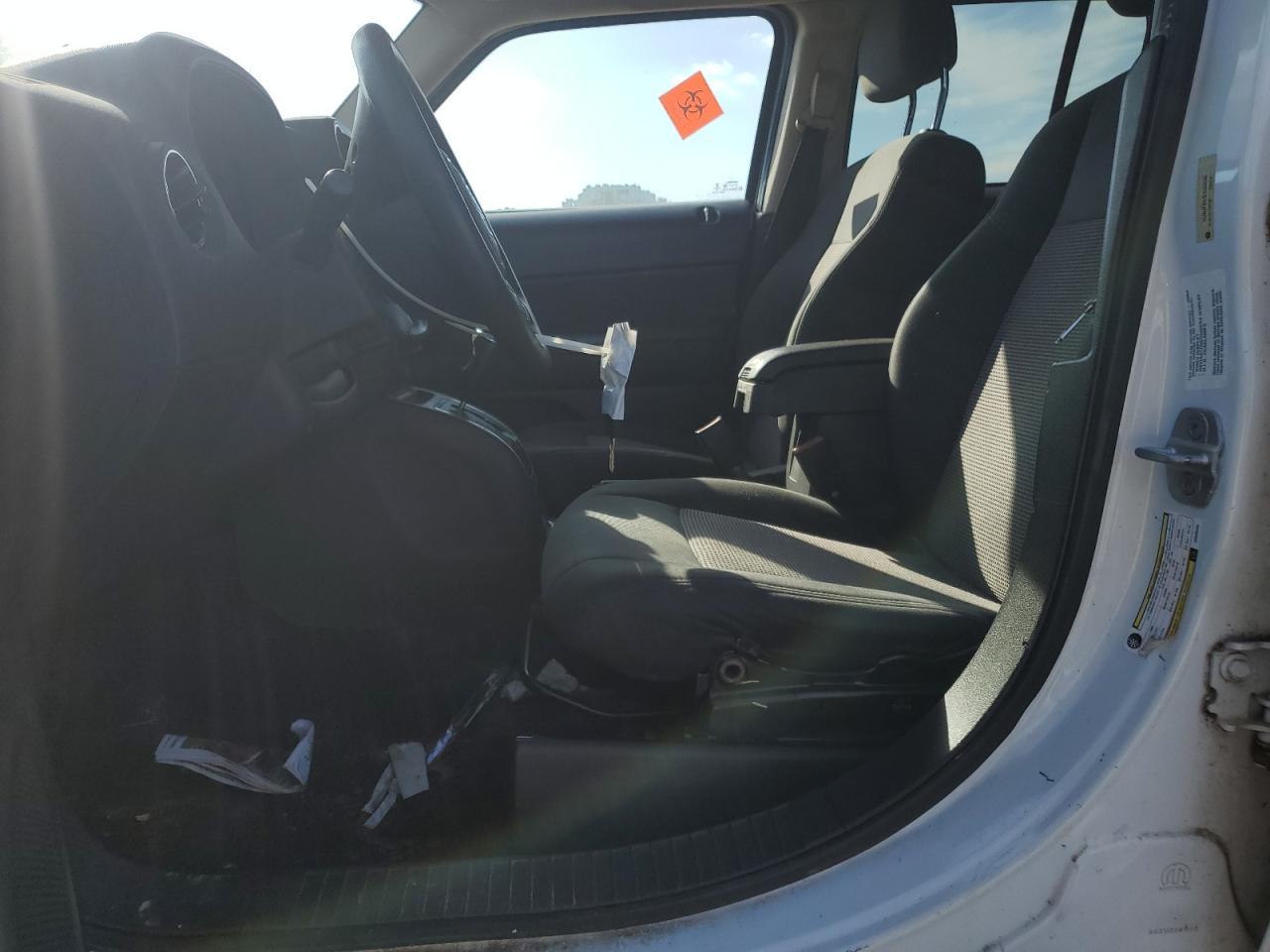 2014 Jeep Patriot - zdjęcie 7