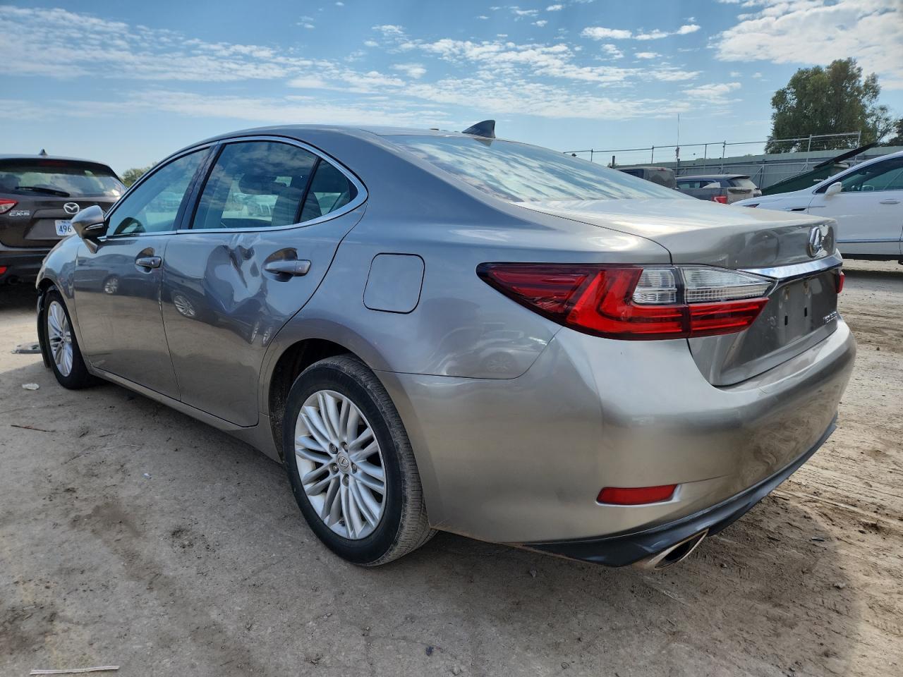 2017 Lexus ES - zdjęcie 2