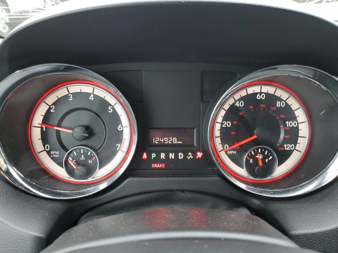 2016 Dodge Caravan - zdjęcie 9