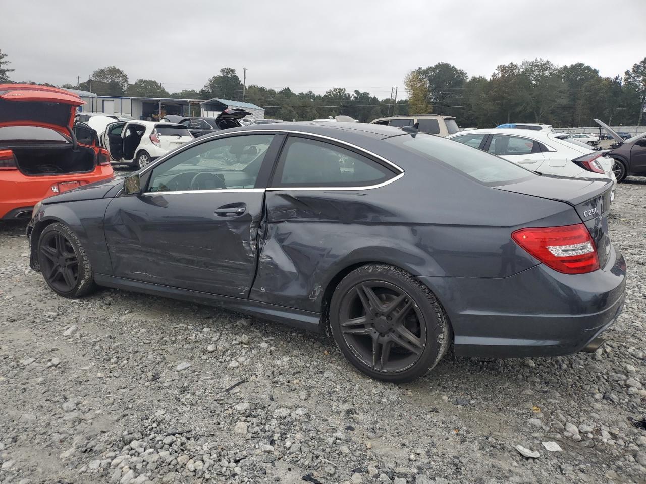 2013 Mercedes-Benz C 250 - zdjęcie 2