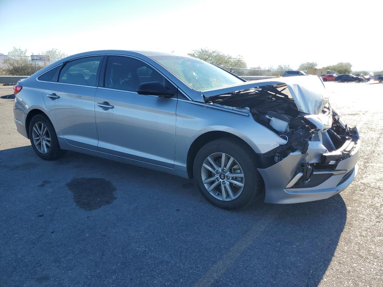 2017 Hyundai Sonata - zdjęcie 4