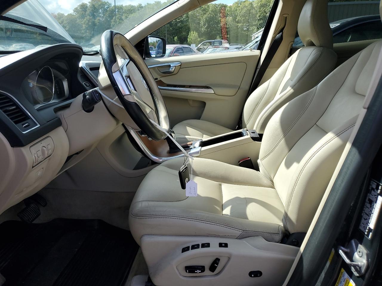 2015 Volvo XC60 - zdjęcie 7