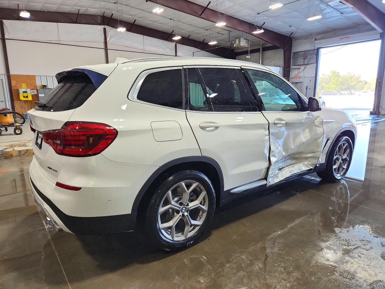 2020 BMW X3 xDrive30I - zdjęcie 3