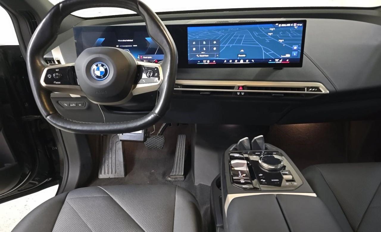 2024 BMW Ix xDrive50 - zdjęcie 9