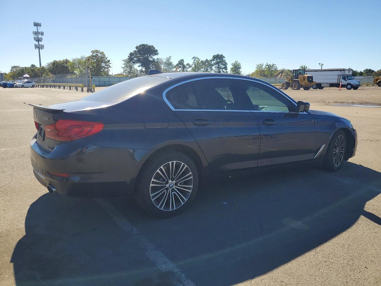 2019 BMW Seria 5 530i - zdjęcie 3