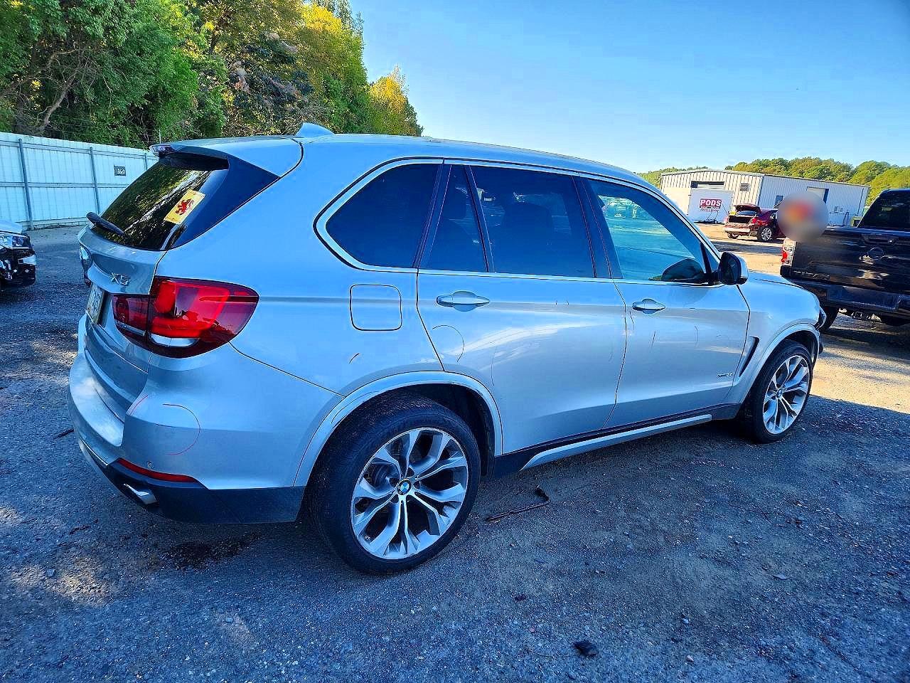 2015 BMW X5 xDrive35I - zdjęcie 3