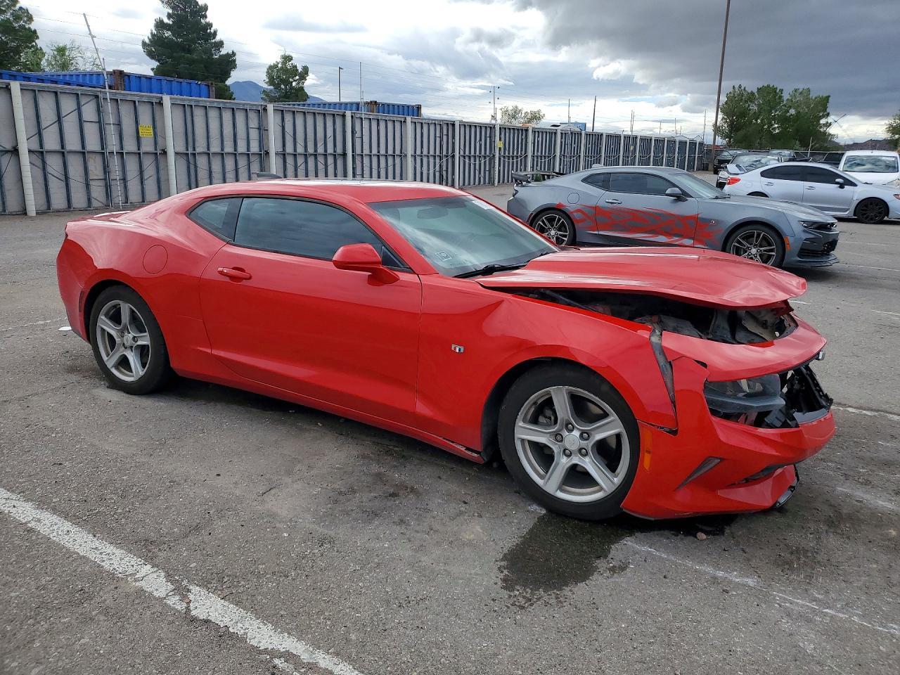 2018 Chevrolet Camaro Lt - zdjęcie 4